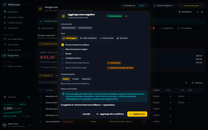 La finestra «Aggiungi come negative» con i termini «idraulico gratis» e «corso idraulico» da escludere dalla campagna e il livello a cui escluderli.
