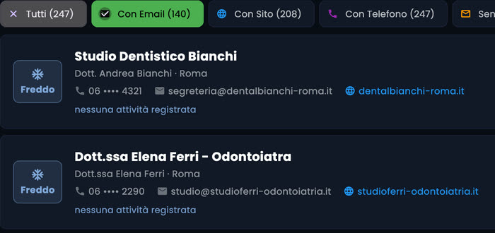 Lista contatti con i filtri Con email, Con sito e Con telefono e le schede degli studi con l'email trovata